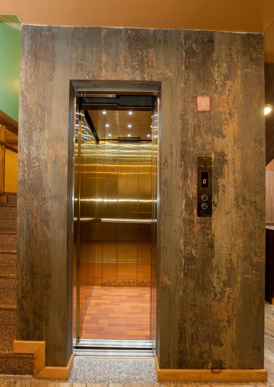 Hotel Visitors Inn , โพคารา ภายนอก รูปภาพ